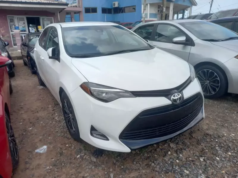 Toyota Corolla   - 2018