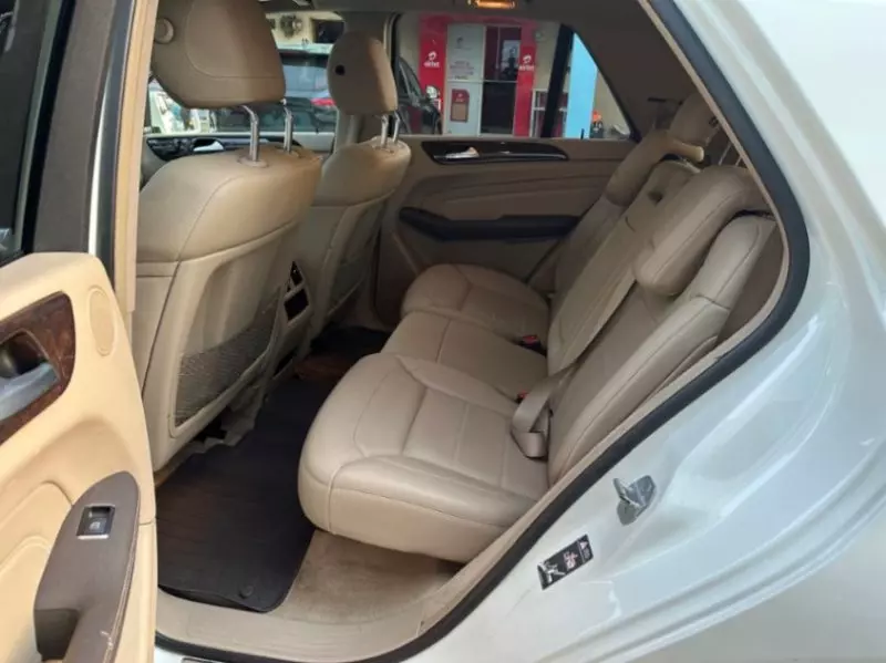 Mercedes-Benz ML-Class   - 2012