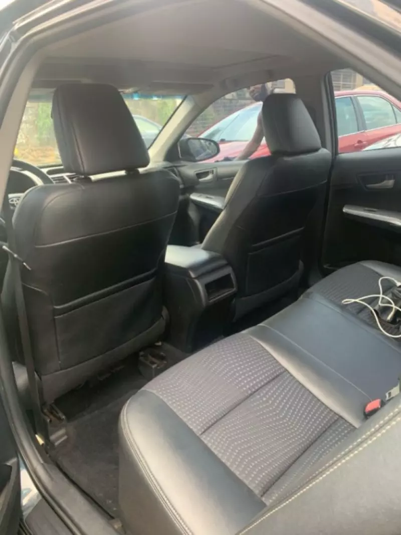 Toyota Camry   - 2012