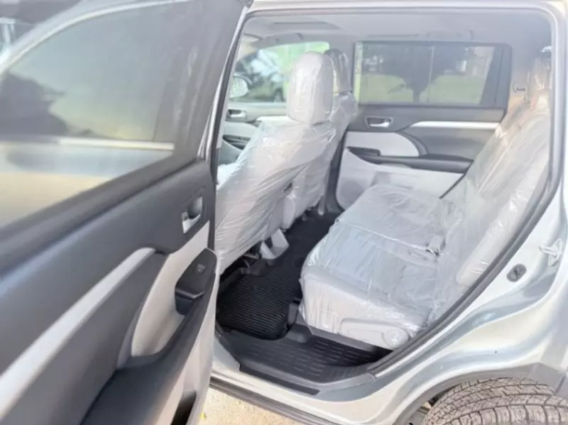 Toyota Highlander   - 2019