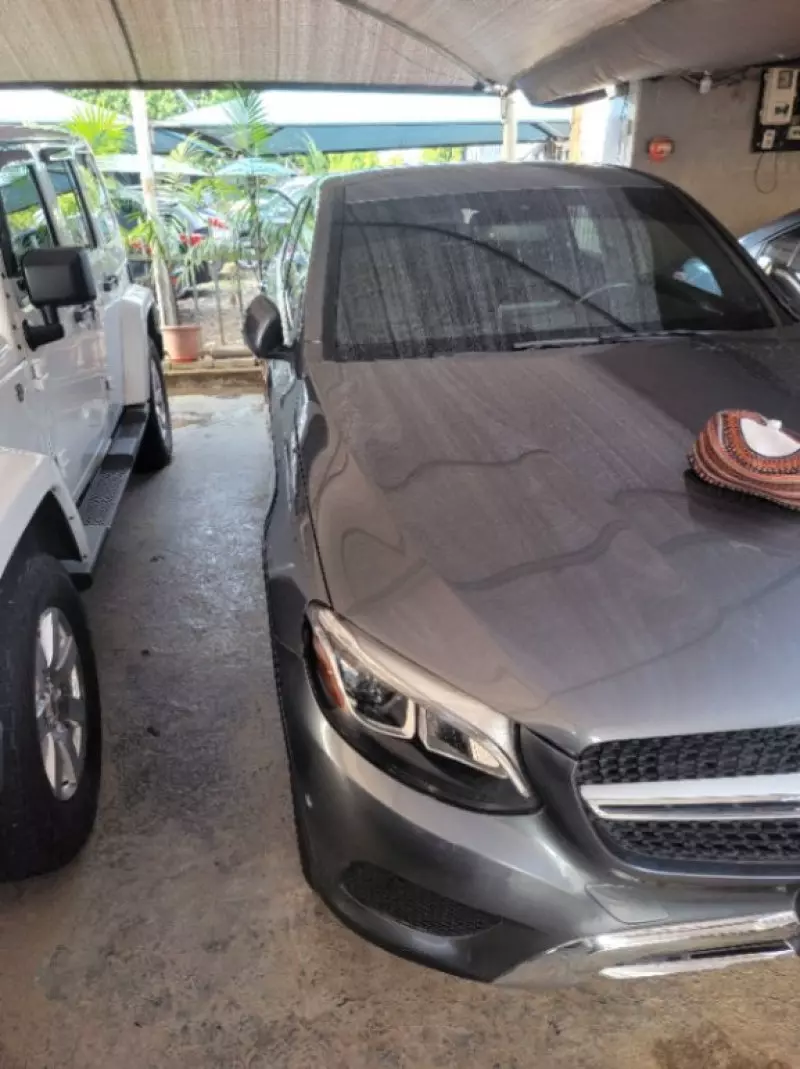 Mercedes-Benz GLC 300   - 2019