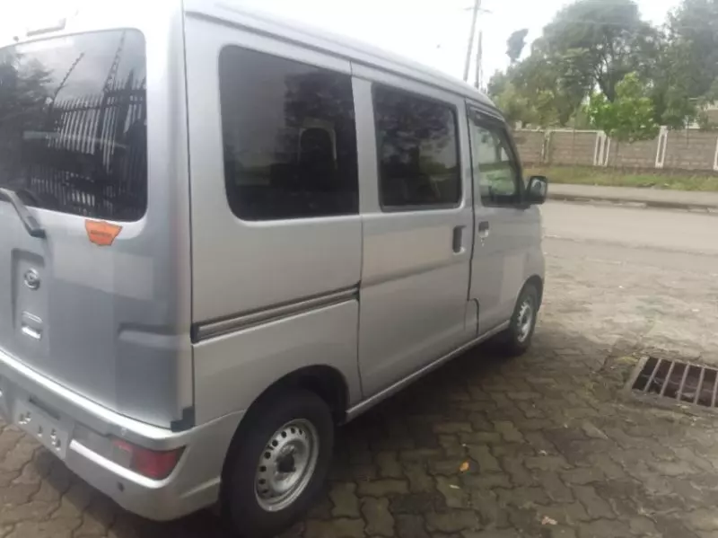 Daihatsu Hijet   - 2018