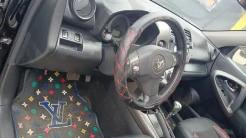 Toyota RAV4   - 2012