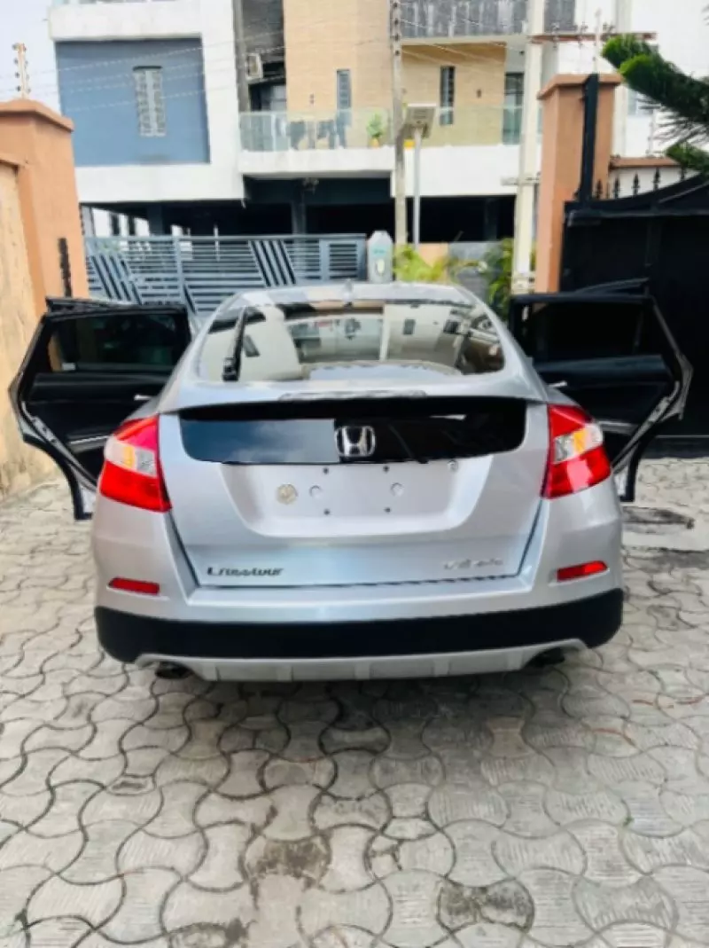 Honda Crosstour - 2014