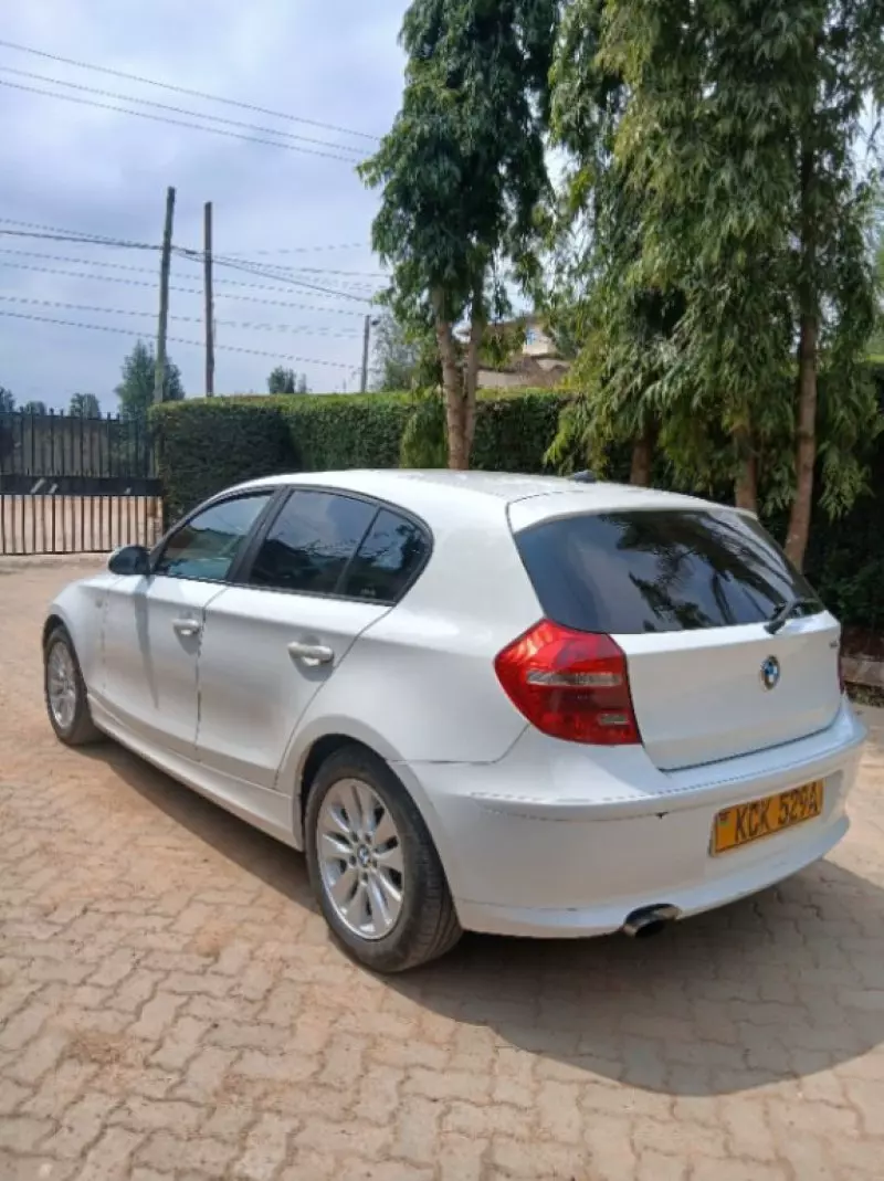 BMW 116   - 2011