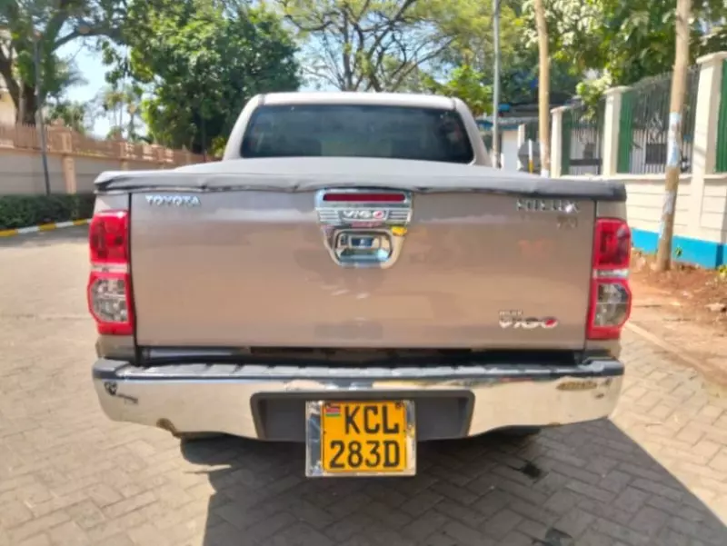 Toyota Hilux vigo    - 2009