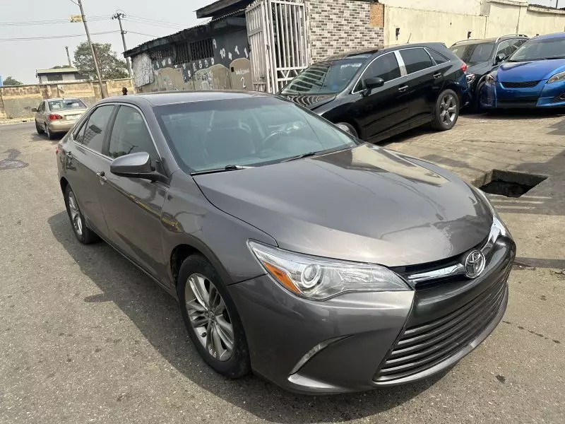 Toyota Camry   - 2015