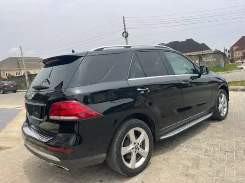 Mercedes-Benz GLE 350