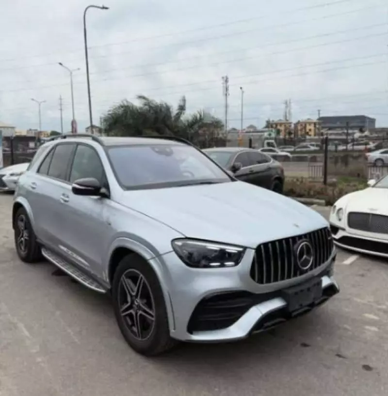 Mercedes-Benz GLE 53 AMG   - 2023