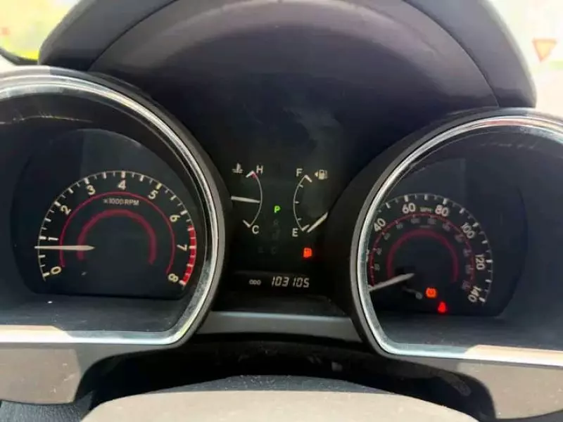 Toyota Highlander   - 2012