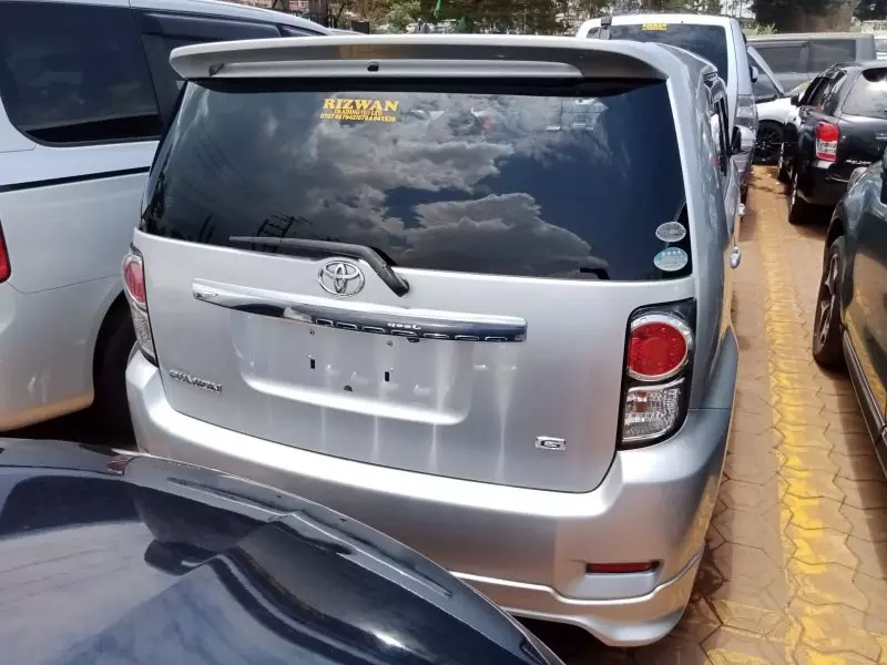 Toyota Rumion   - 2011
