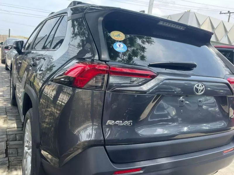 Toyota Rav4   - 2019