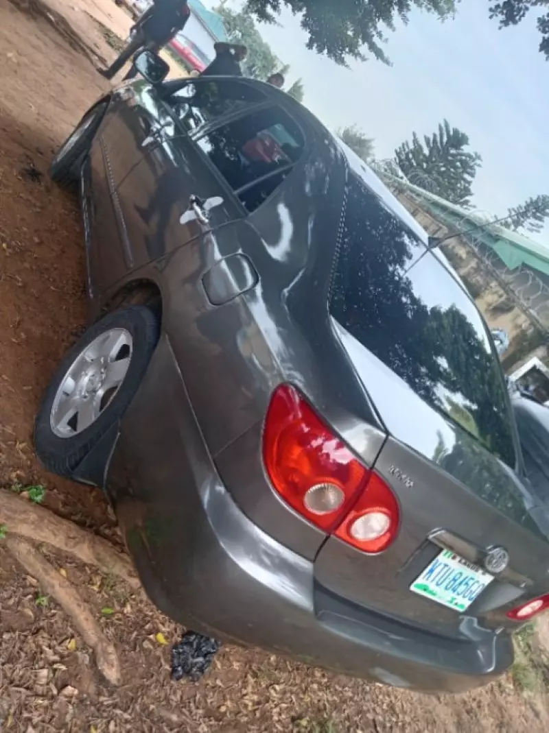 Toyota Corolla   -