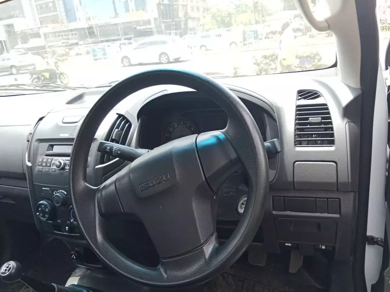 Isuzu D-Max   - 2010