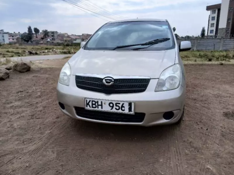 Toyota Spacio   - 2012