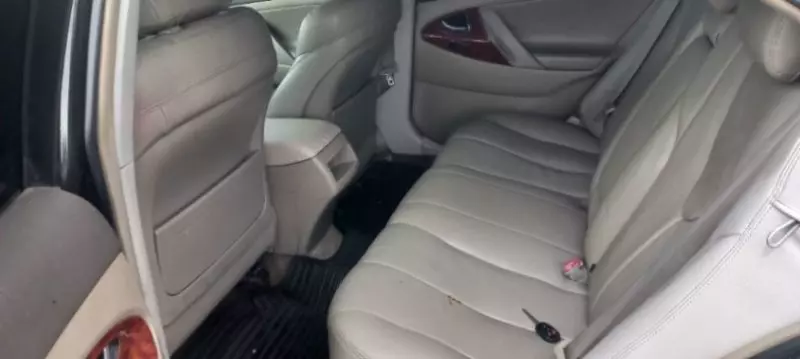 Toyota Camry   - 2008