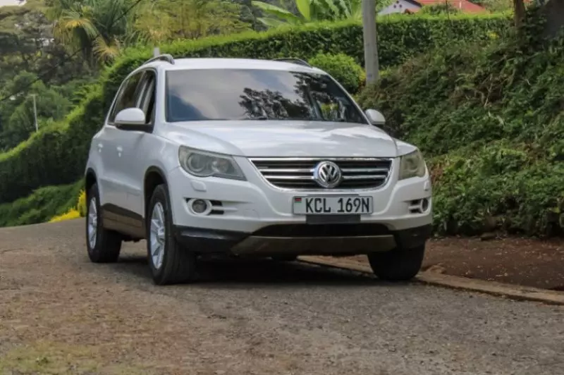 Volkswagen Tiguan   - 2009