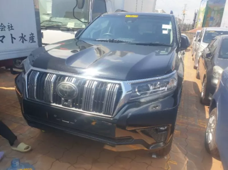Toyota Prado   - 2017