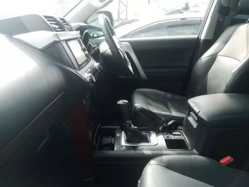 Toyota Landcruiser Prado - 2016