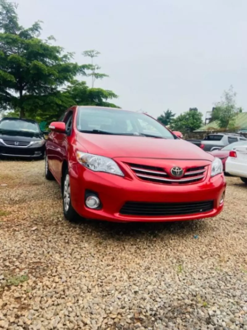 Toyota Corolla   - 2013