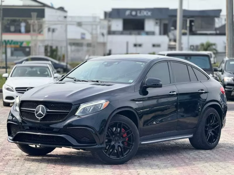 Mercedes-Benz GLE 63   - 2016
