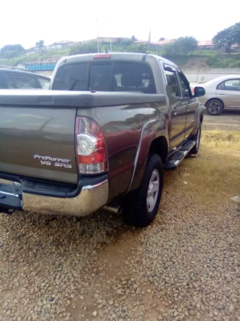 Toyota Tacoma   - 2015