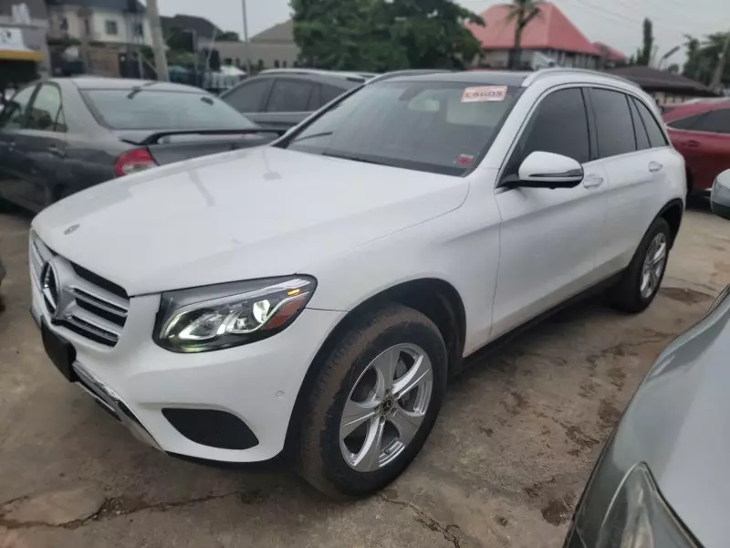 Mercedes-Benz GLC 300   - 2018