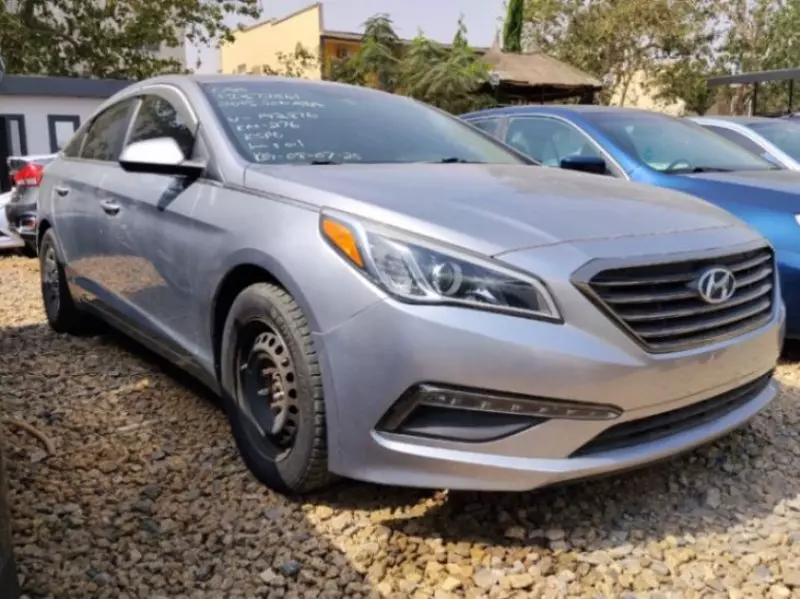 Hyundai Sonata   - 2015