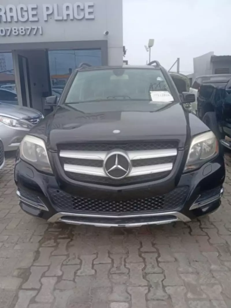 Mercedes-Benz GLK 350   - 2013