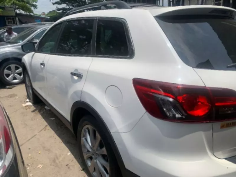 Mazda CX-9   - 2015