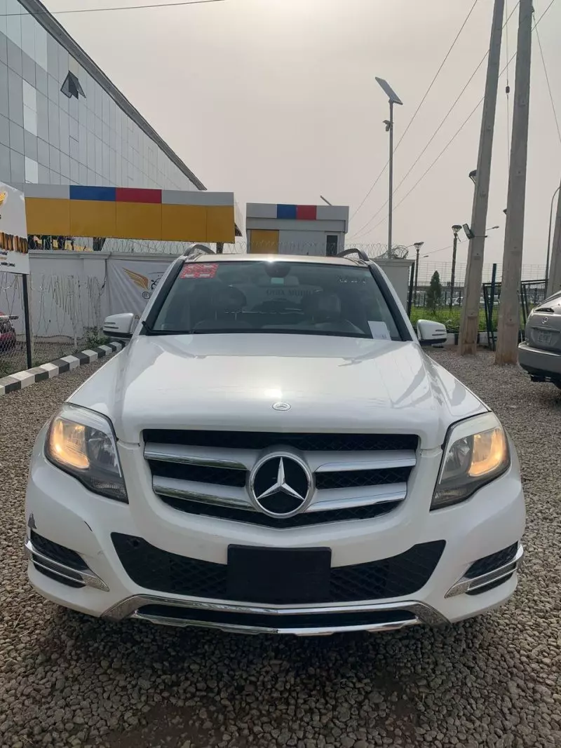 Mercedes-Benz GLK 350   - 2014