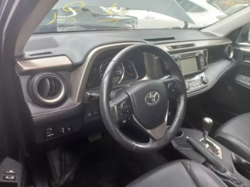 Toyota RAV 4   - 2014