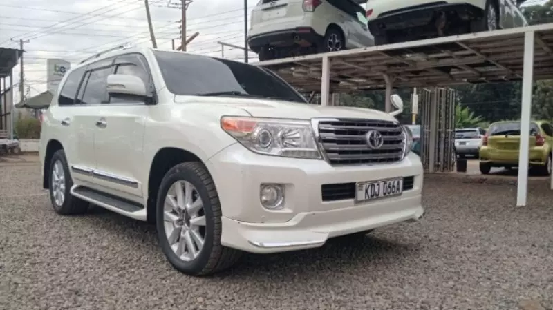 Toyota Landcruiser Vx V8    - 2014