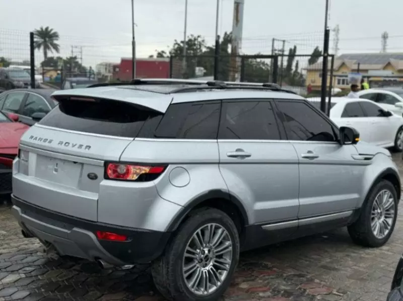 Land Rover Range Rover   - 2012