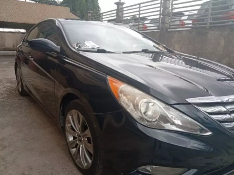 Hyundai SONATA 2,0L BVA GL   - 2013