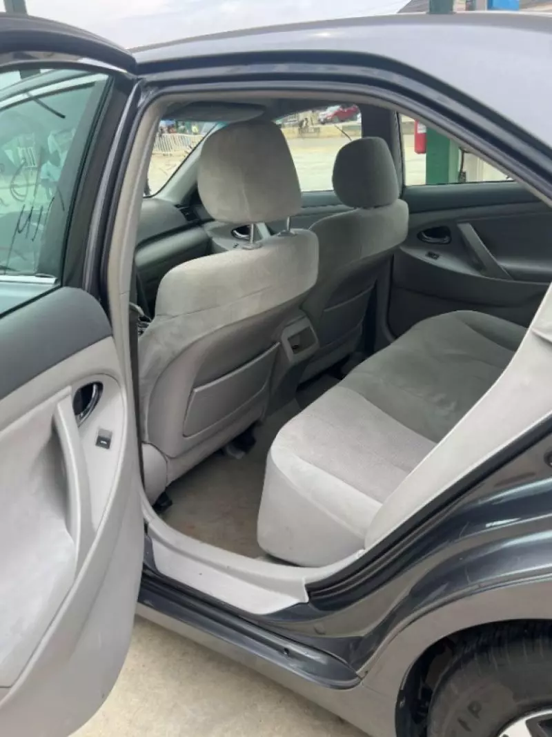 Toyota Camry   - 2009