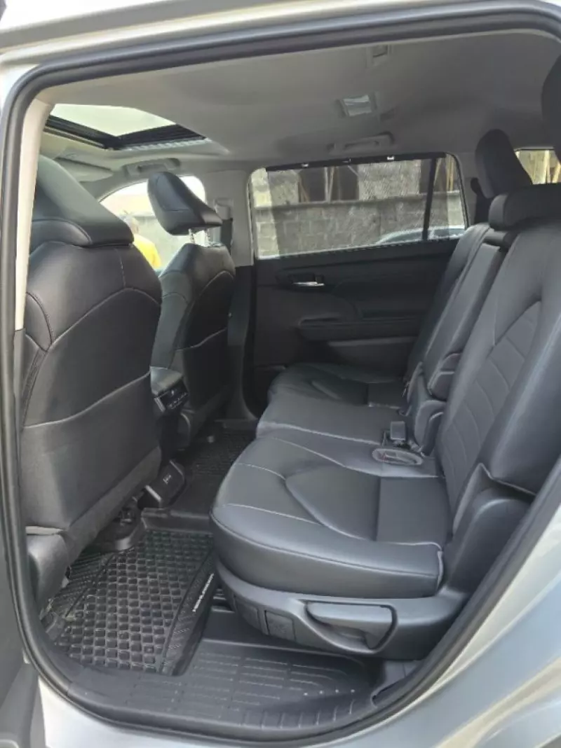 Toyota Highlander   - 2023