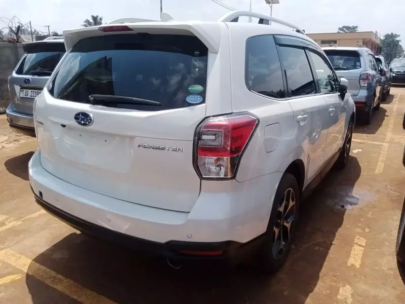 Subaru Forester   - 2015