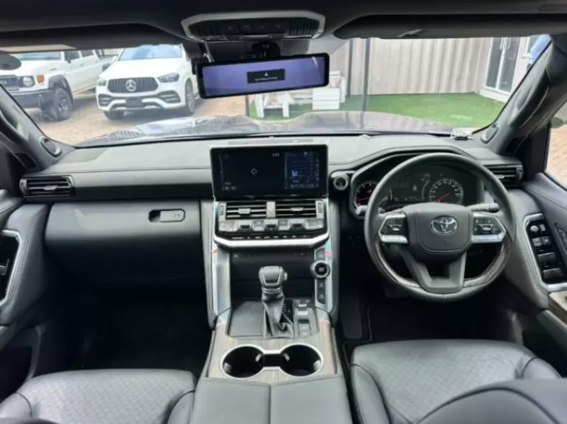 Toyota Landcruiser 300   - 2022