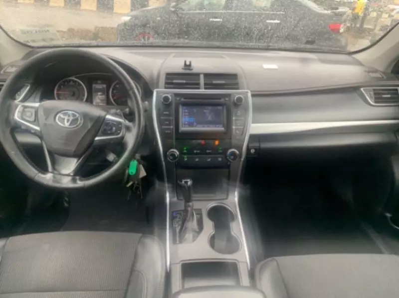 Toyota Camry   - 2016