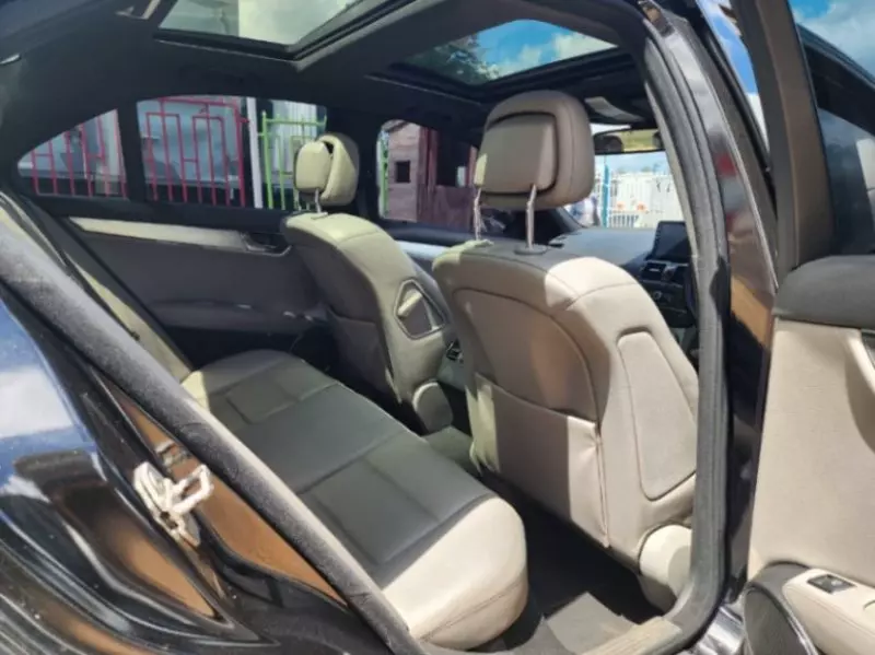 Mercedes-Benz C 200   - 2009