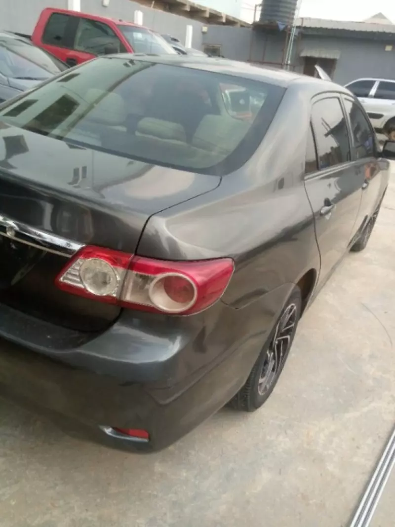 Toyota Corolla   - 2013