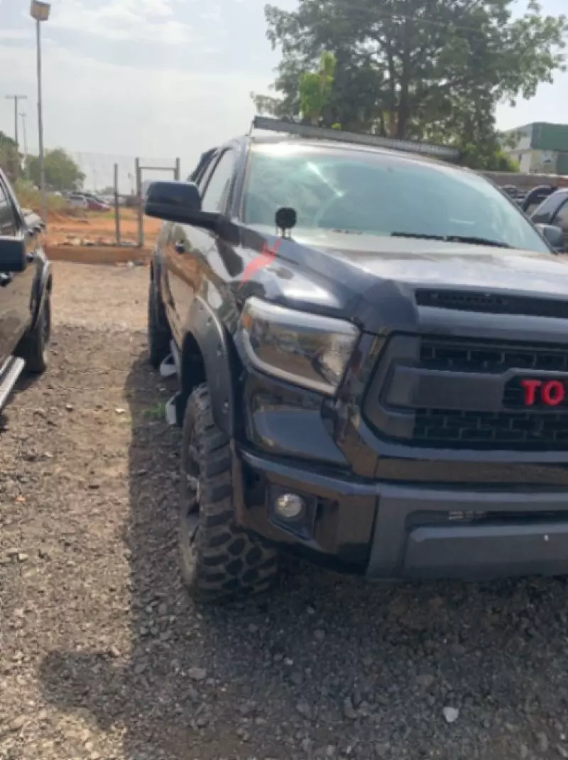 Toyota Tundra   - 2007