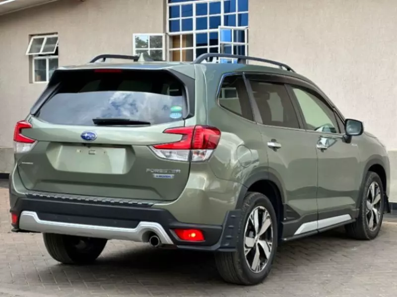Subaru Forester   - 2018