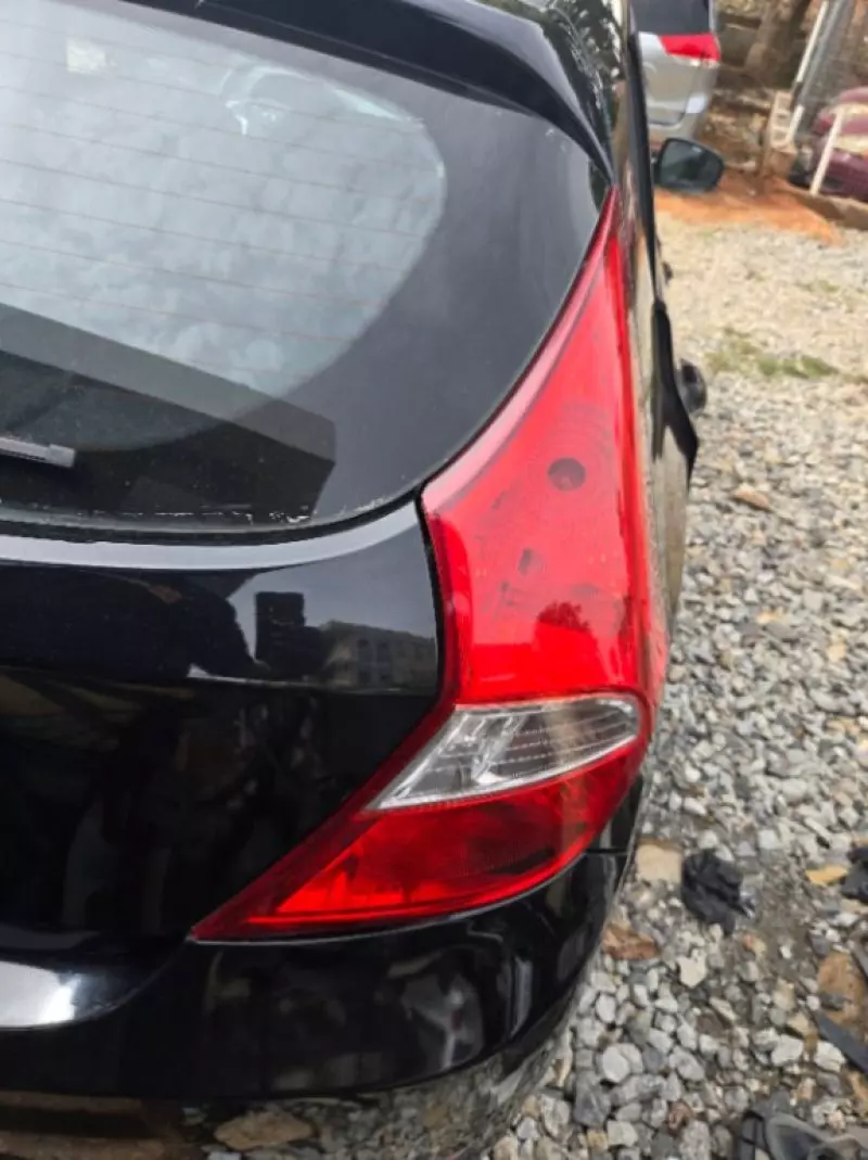 Hyundai Accent   - 2013