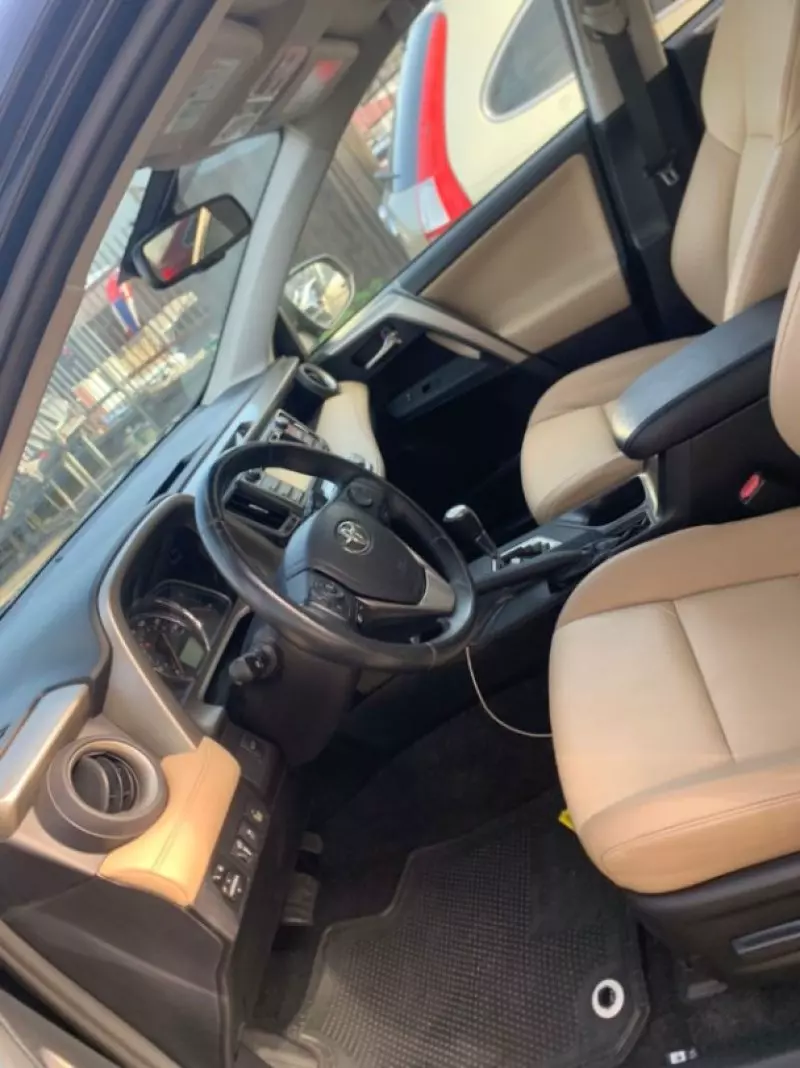 Toyota RAV 4   - 2014