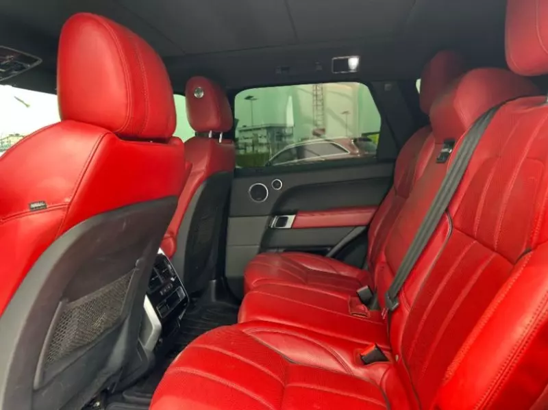 Land Rover Range Rover Sport   - 2016