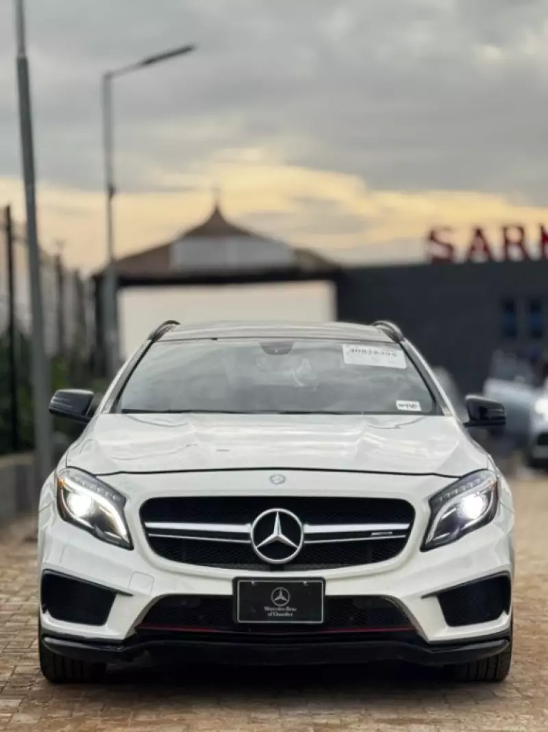 Mercedes-Benz GLA 250   - 2015