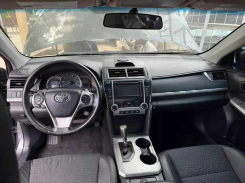 Toyota Camry   - 2013