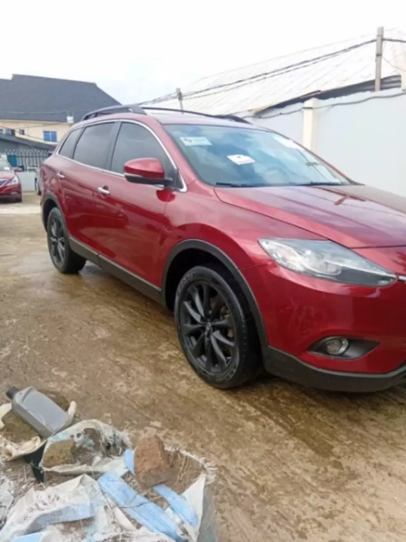 Mazda CX-9